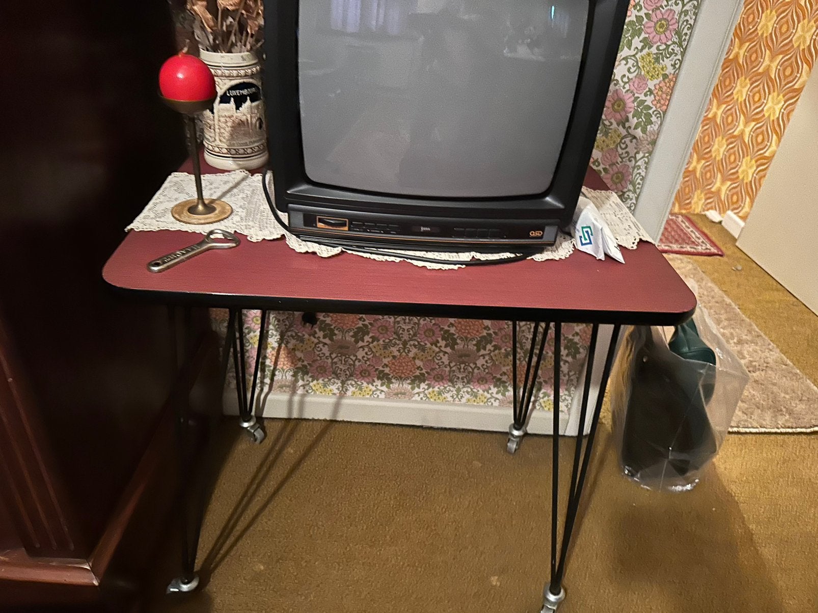 Petite table vintage formica excellent état, Ophalen, Zo goed als nieuw