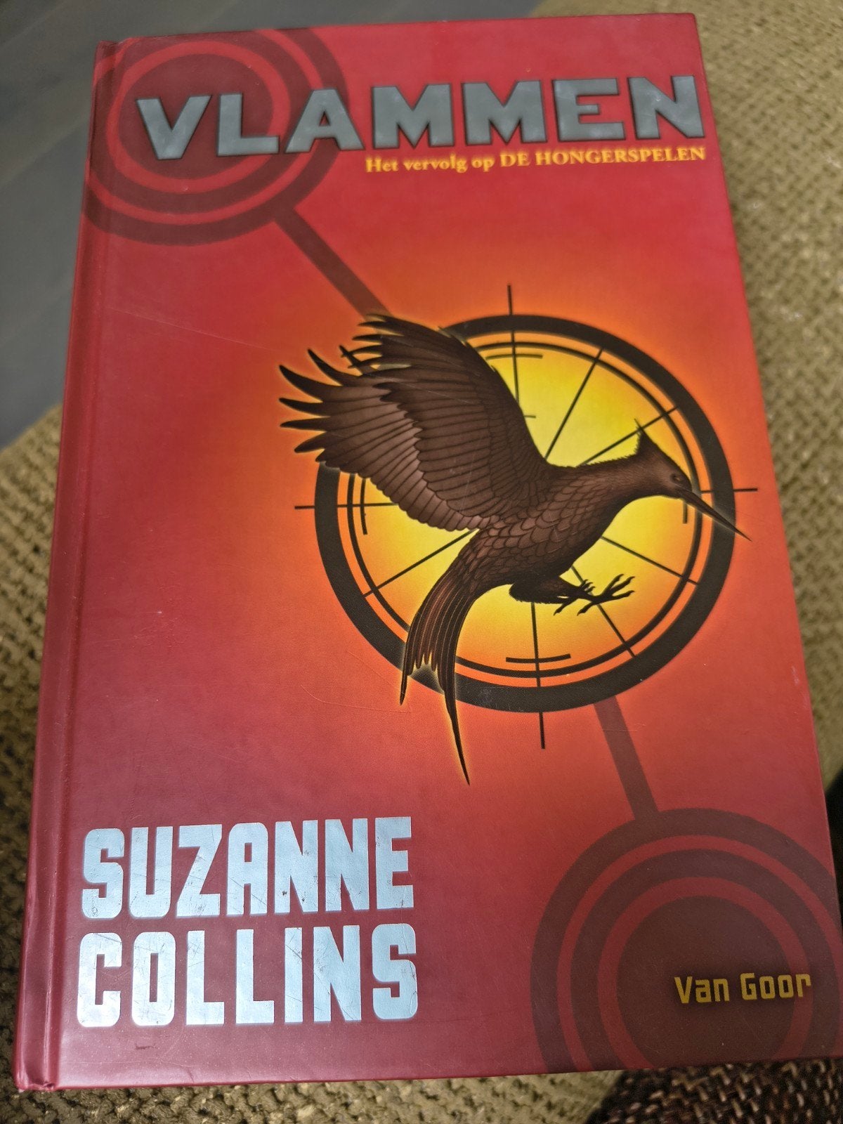 Suzanne Collins - Flammes, Livres, Livres pour enfants | Jeunesse | 13 ans et plus, Enlèvement, Suzanne Collins
