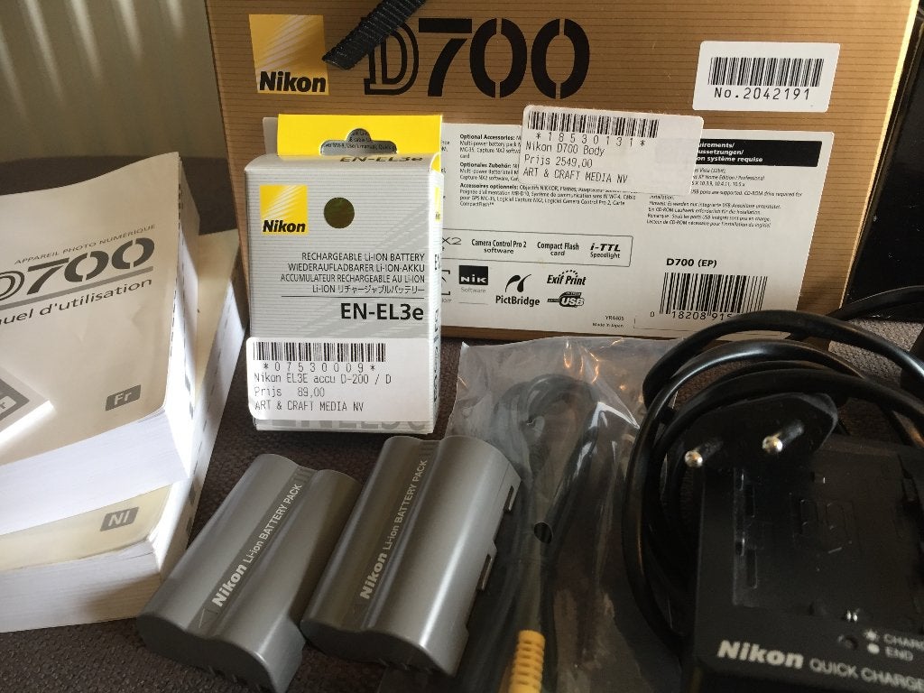 Nikon D700 + professionele lens en toebehoren, Ophalen, Spiegelreflex, Oplader, Zo goed als nieuw