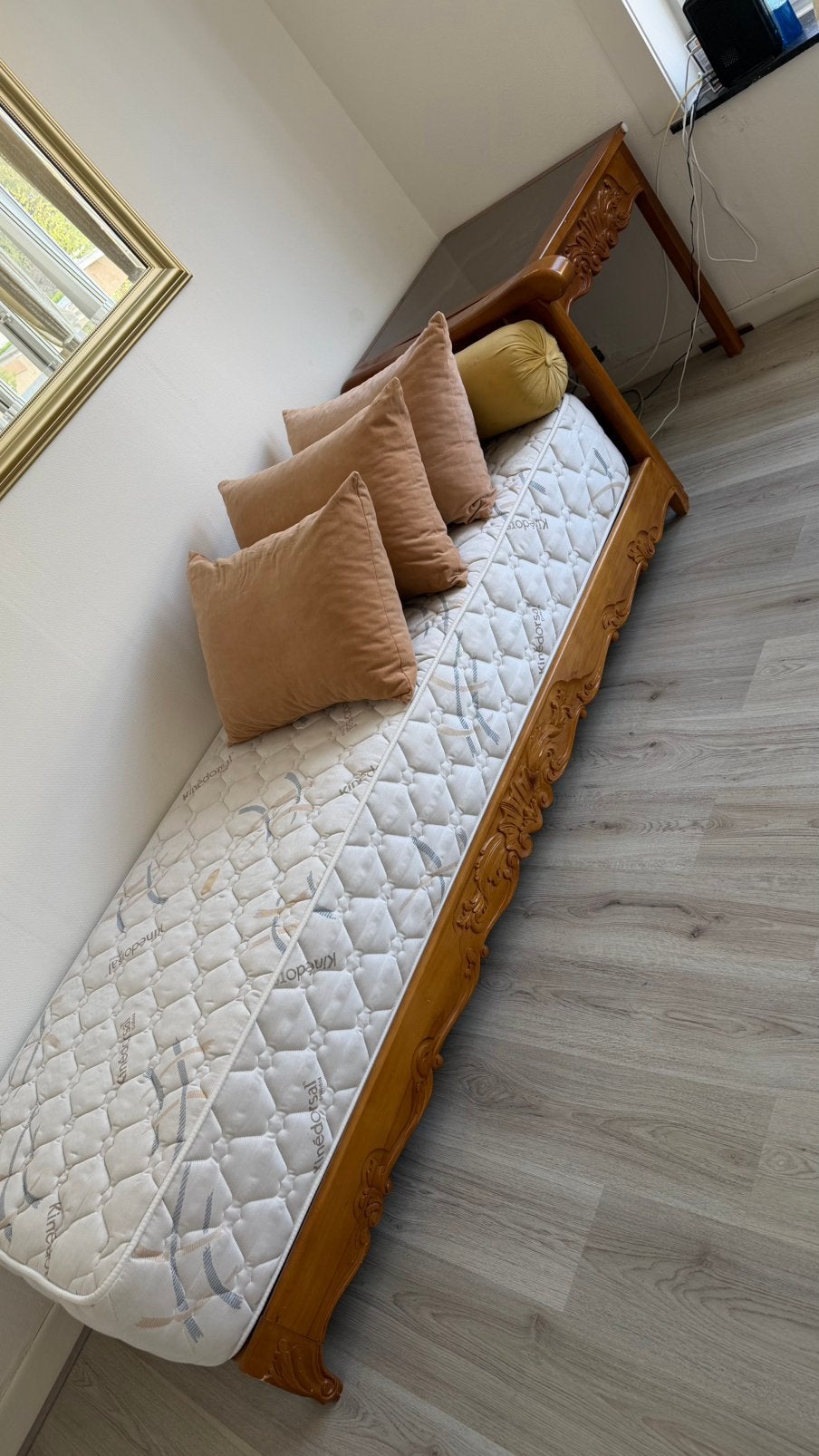 Salon marocain, Enlèvement, Utilisé