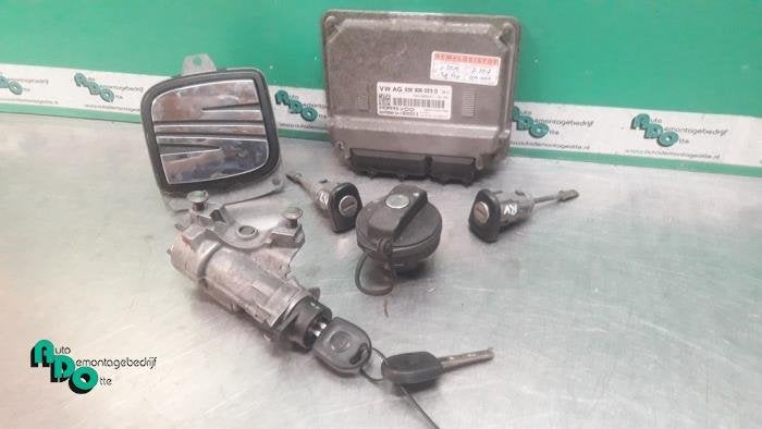 Serrure de contact + ordinateur d'un Seat Ibiza (Ibiza 06-), -, 3 mois de garantie, Utilisé, -