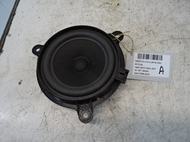 HAUT PARLEUR / ENCEINTE Mazda CX-3 (DJ / DK), Hitdorfer Straße 73
51371  Leverkusen, DE, Mazda, Utilisé, Info@mazda.de
