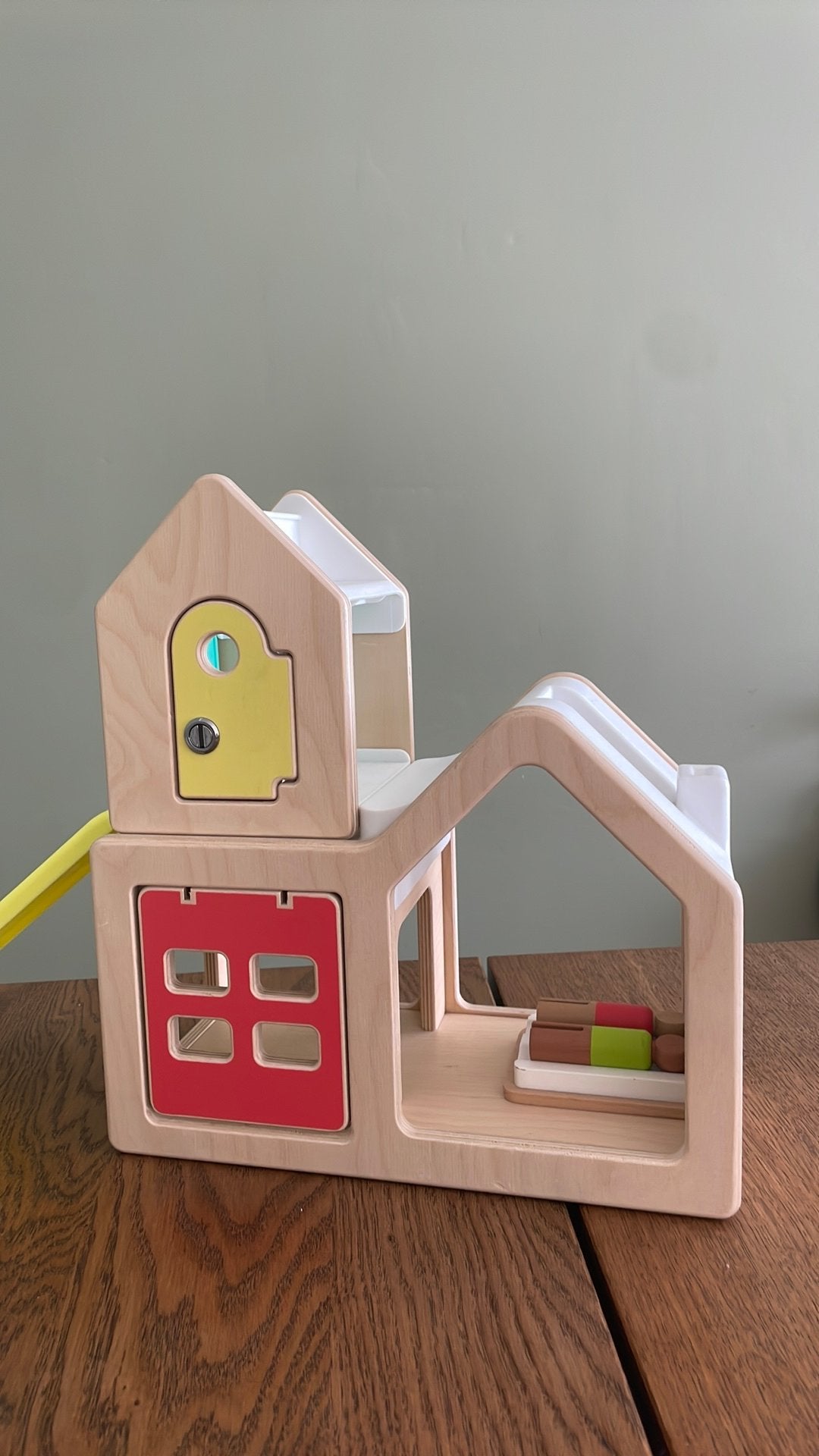 Lovery poppenhuis, Kinderen en Baby's, Speelgoed | Houten speelgoed, Ophalen, Zo goed als nieuw