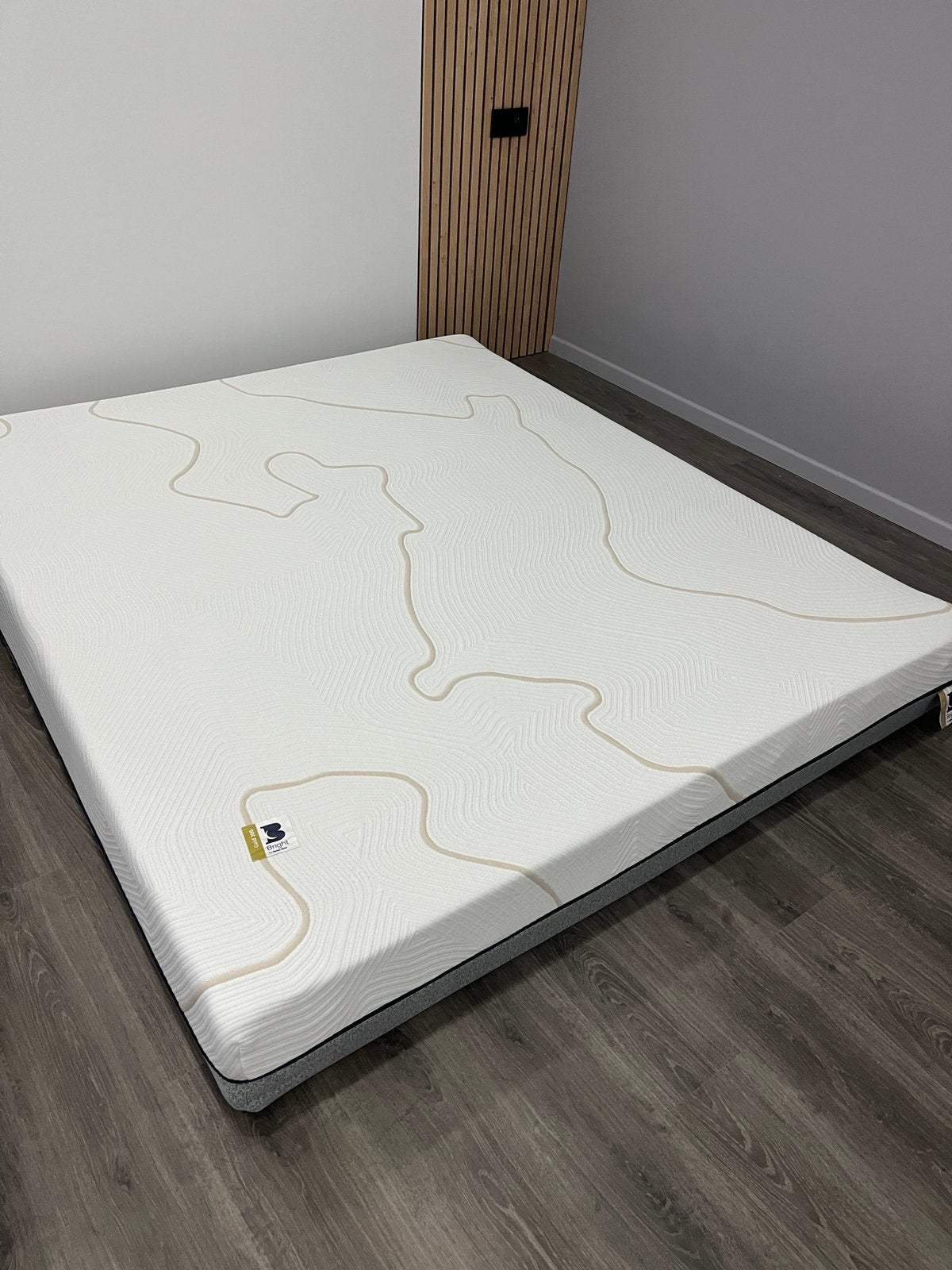 Or brillant 300, Maison & Meubles, Chambre à coucher | Matelas & Sommiers, Enlèvement, Neuf, Matelas