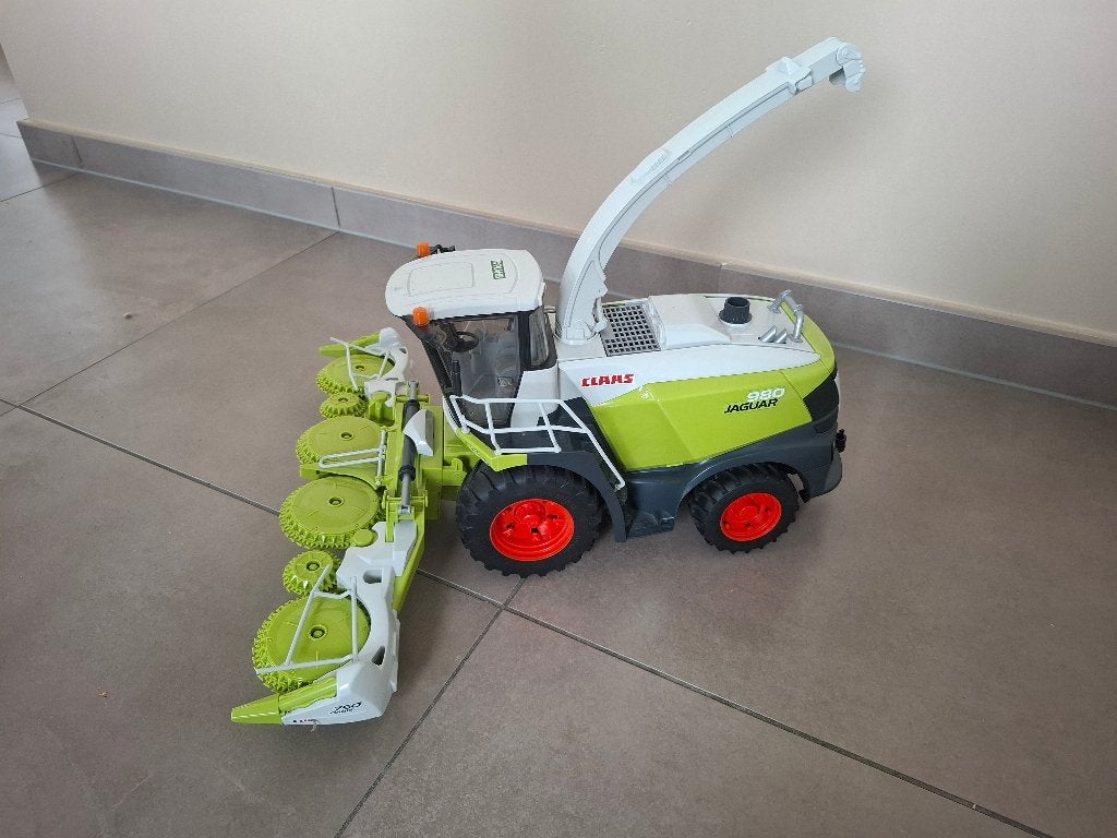 Bruder hakselaar, Ophalen, Zo goed als nieuw