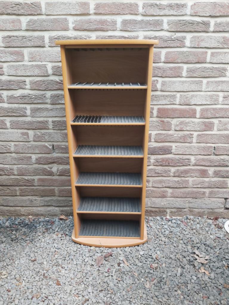 CD kastje., Enlèvement, CD