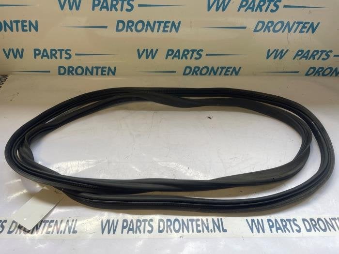 Achterkleprubber van een Volkswagen T-Roc, Gebruikt, -, Volkswagen, -