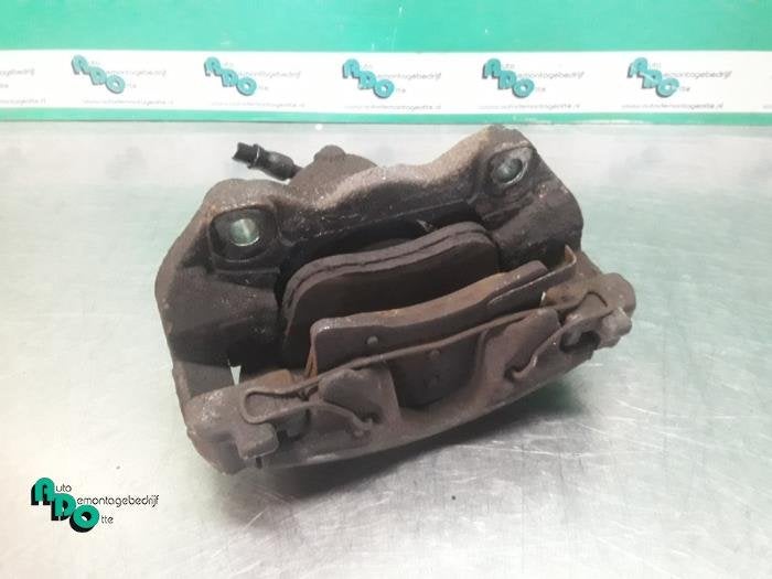 Remklauw (Tang) links-voor van een Opel Astra (Astra H 04-), Gebruikt, -, -, Opel