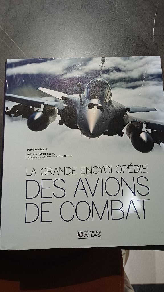Encyclopédie avions de combat, Livres, Tome à part, Comme neuf, Enlèvement, Autres sujets/thèmes