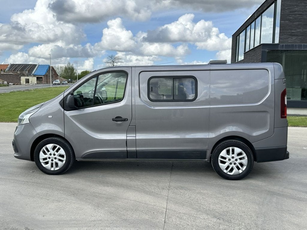 Camper Renault Trafic 2015 ingebouwde ramen GPS Airco, Autos, Achat, Entreprise, 2 places, Boîte manuelle