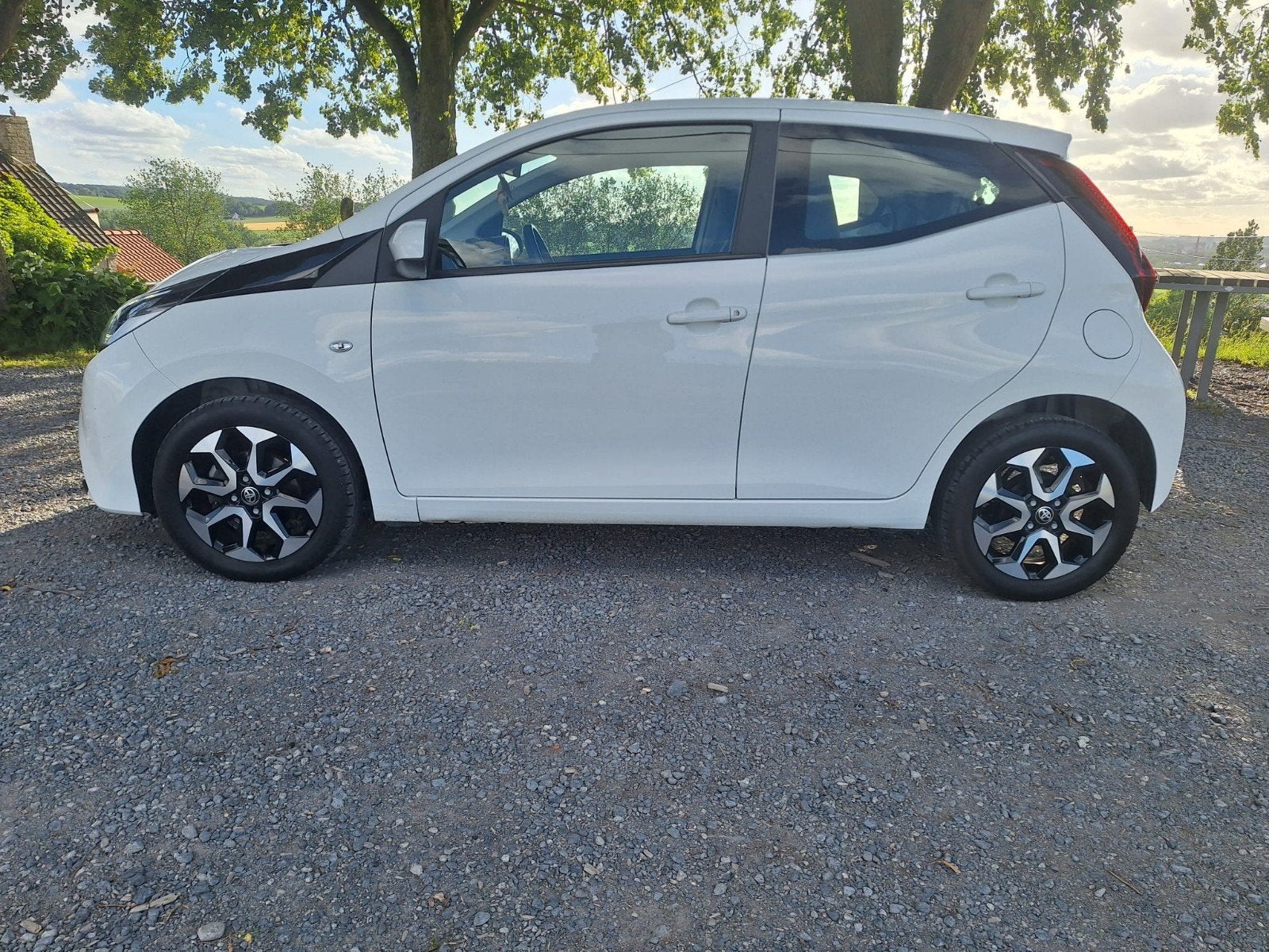 Toyota Aygo 1.0i Essence, Autos, Toyota, Achat, 998 cm³, Euro 6, Entreprise
