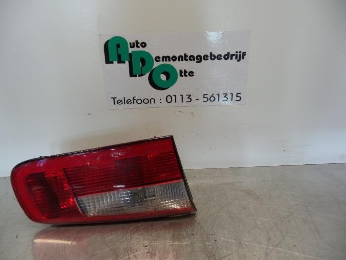 Achterlicht links van een Renault Laguna (Laguna 01-), Gebruikt, -, Renault, -