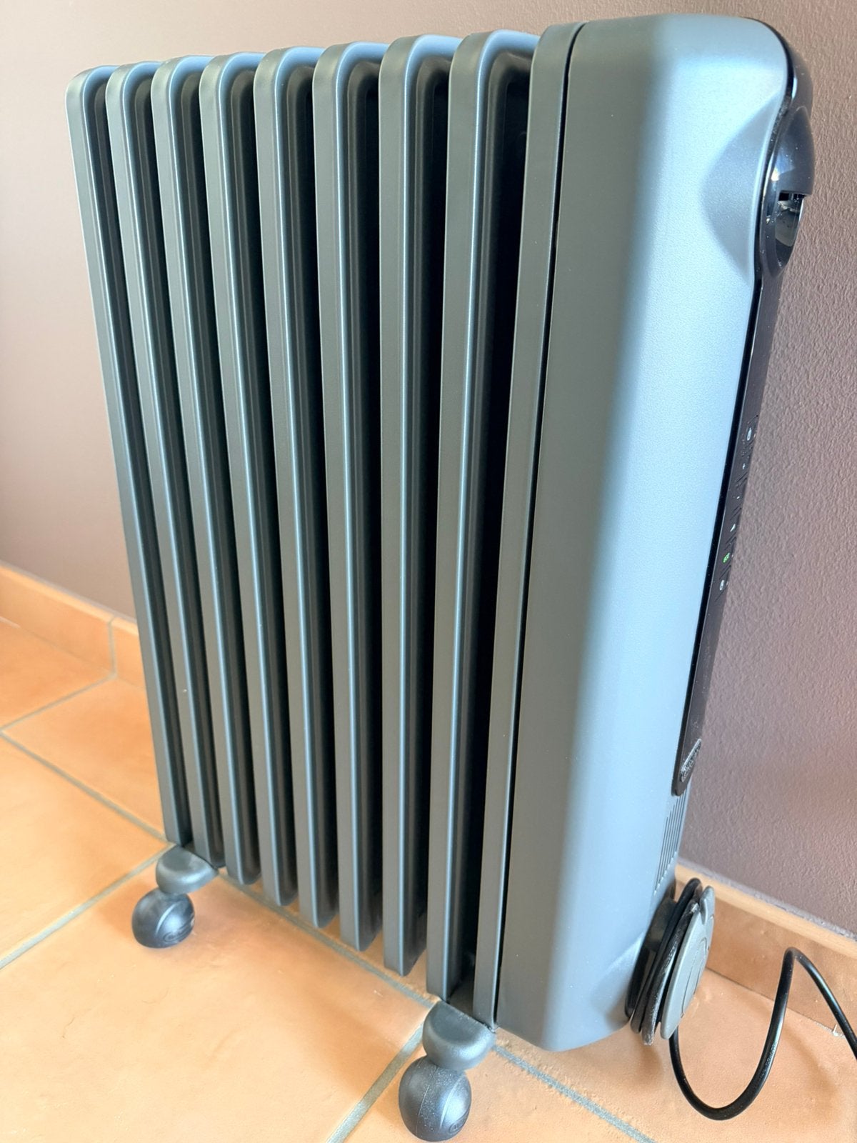 Nieuwe radiator 2000W, Ophalen, Zo goed als nieuw, Radiator