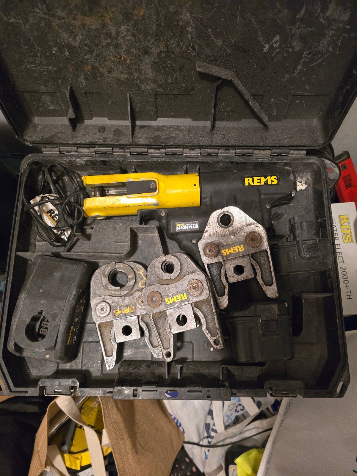 REMS persmachine, Ophalen