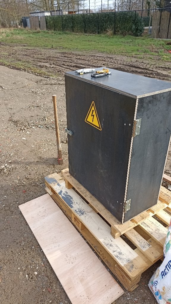 Werfkast  3x400V+N, Doe-het-zelf en Bouw, Ophalen, Gebruikt