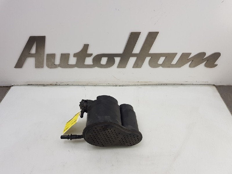 FILTRE A CHARBON Audi A4 Avant (B9) (|8W0201799C|), Auto-Union-Straße  1,
85057  Ingolstadt, DE, Info@audi.de, Audi, Utilisé