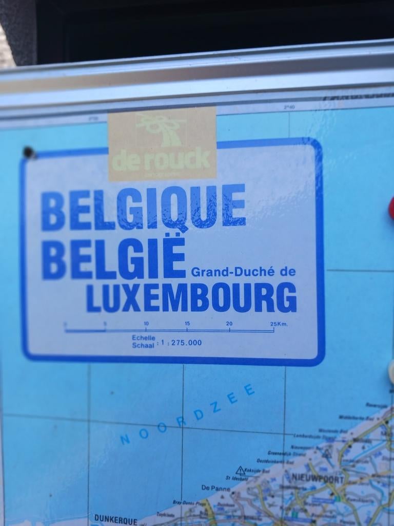 Alu kader kaart België  luxemburg, Boeken, Atlassen en Landkaarten, Ophalen, België