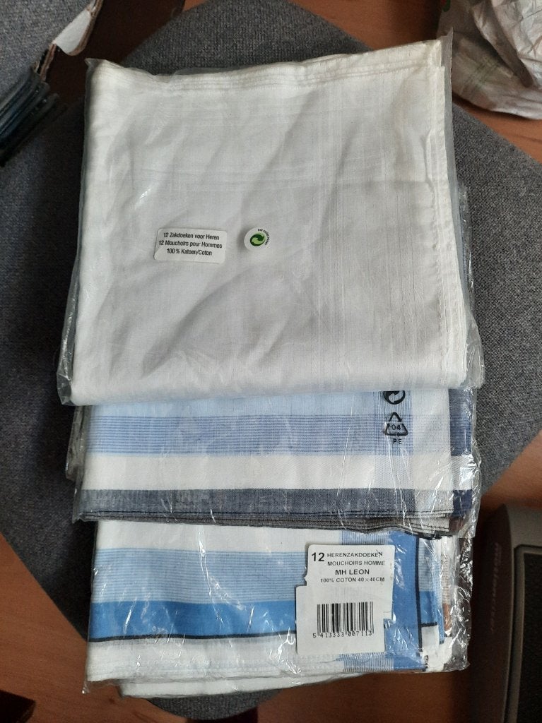 3 pakketten Heren zakdoek - 12 per pakket, Kleding | Heren, Overige Herenkleding, Ophalen of Verzenden, Nieuw