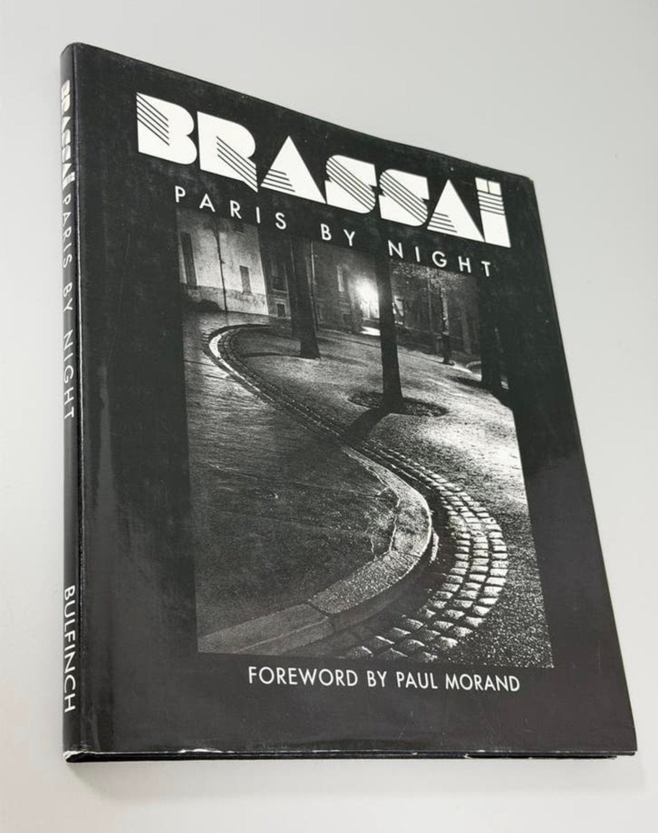 Brassaï Brassai Paris by Night Fotoboek Hardcover Zwart-wit, Boeken, Kunst en Cultuur | Fotografie en Design, Ophalen of Verzenden