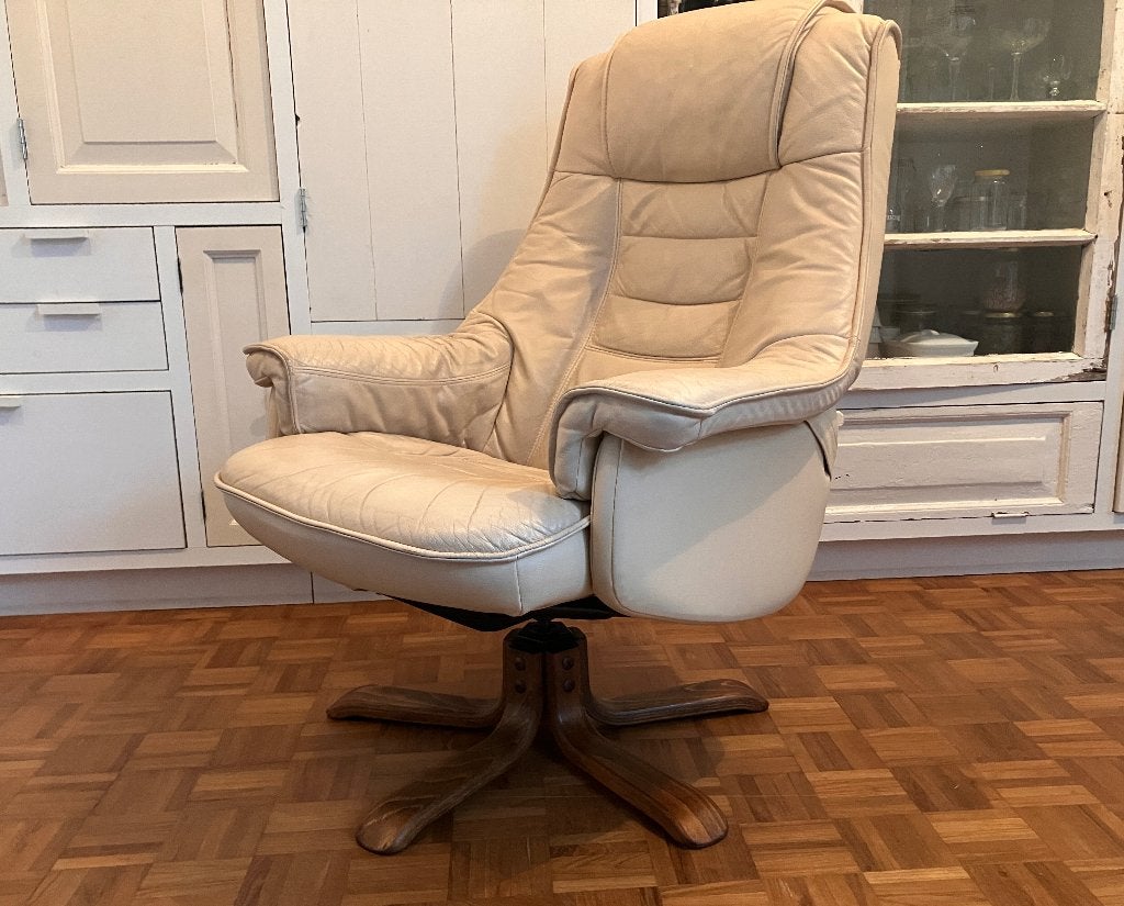 Vintage draaifauteuil crème leder relax seventies, Ophalen, Gebruikt, Hout, Vintage seventies Scandinavisch recliner Deens