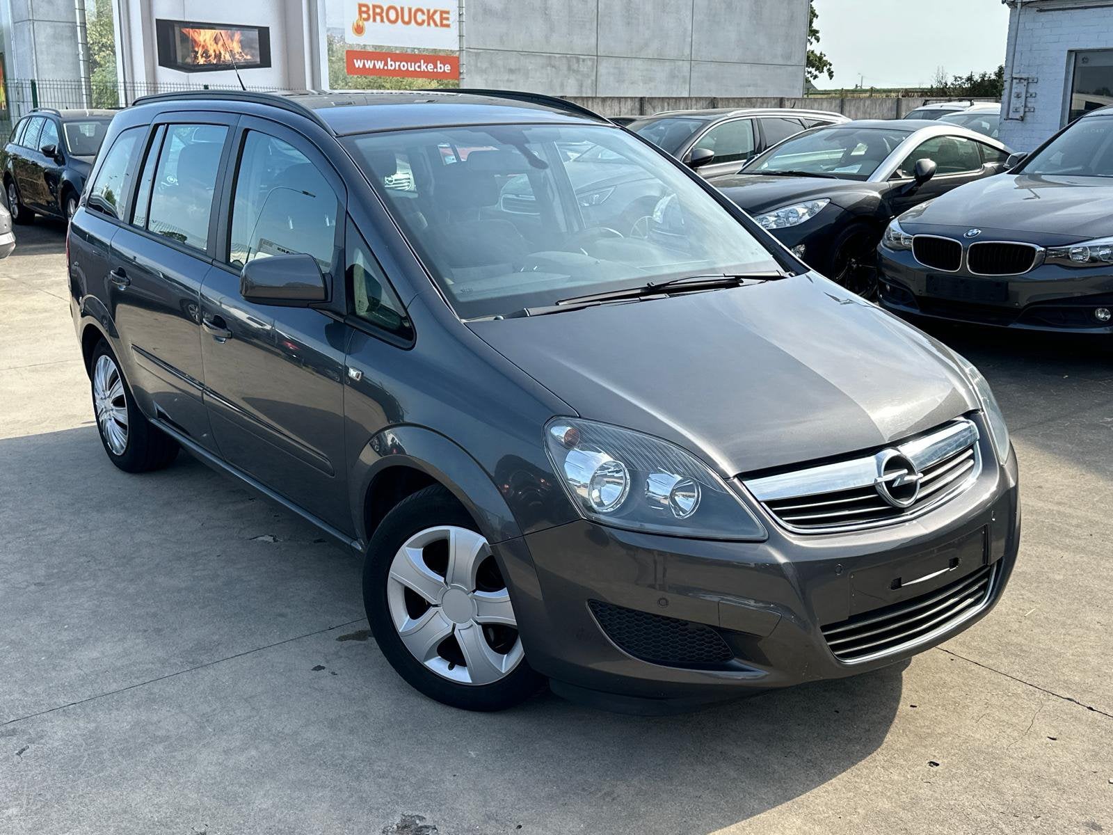 Opel Zafira 1.7L Diesel 7 zitplaatsen, Auto's, Euro 5, 1686 cc, 7 zetels, Bedrijf