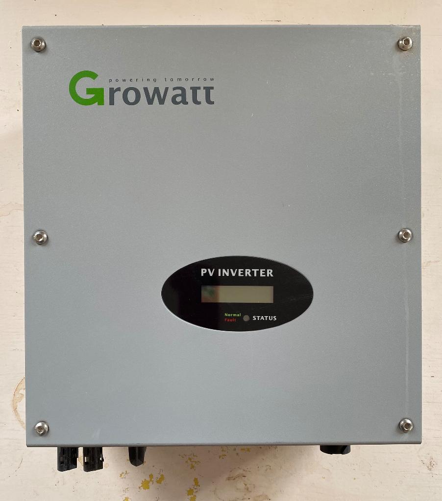 Onduleur photovoltaïque Growatt 3000MTL-S, Bricolage & Construction, Panneaux solaires & Accessoires, Utilisé, Autres types, Enlèvement