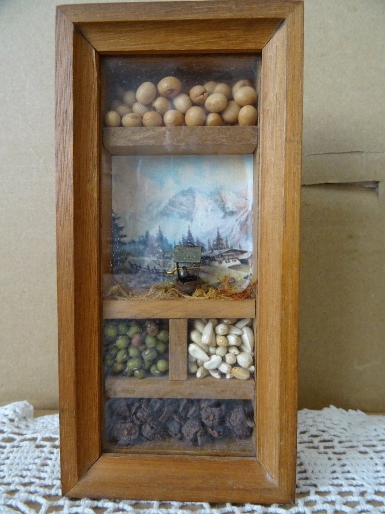 Boîte à ombres vintage en bois présentoir Taiwan 7x15cm 1970, Enlèvement ou Envoi