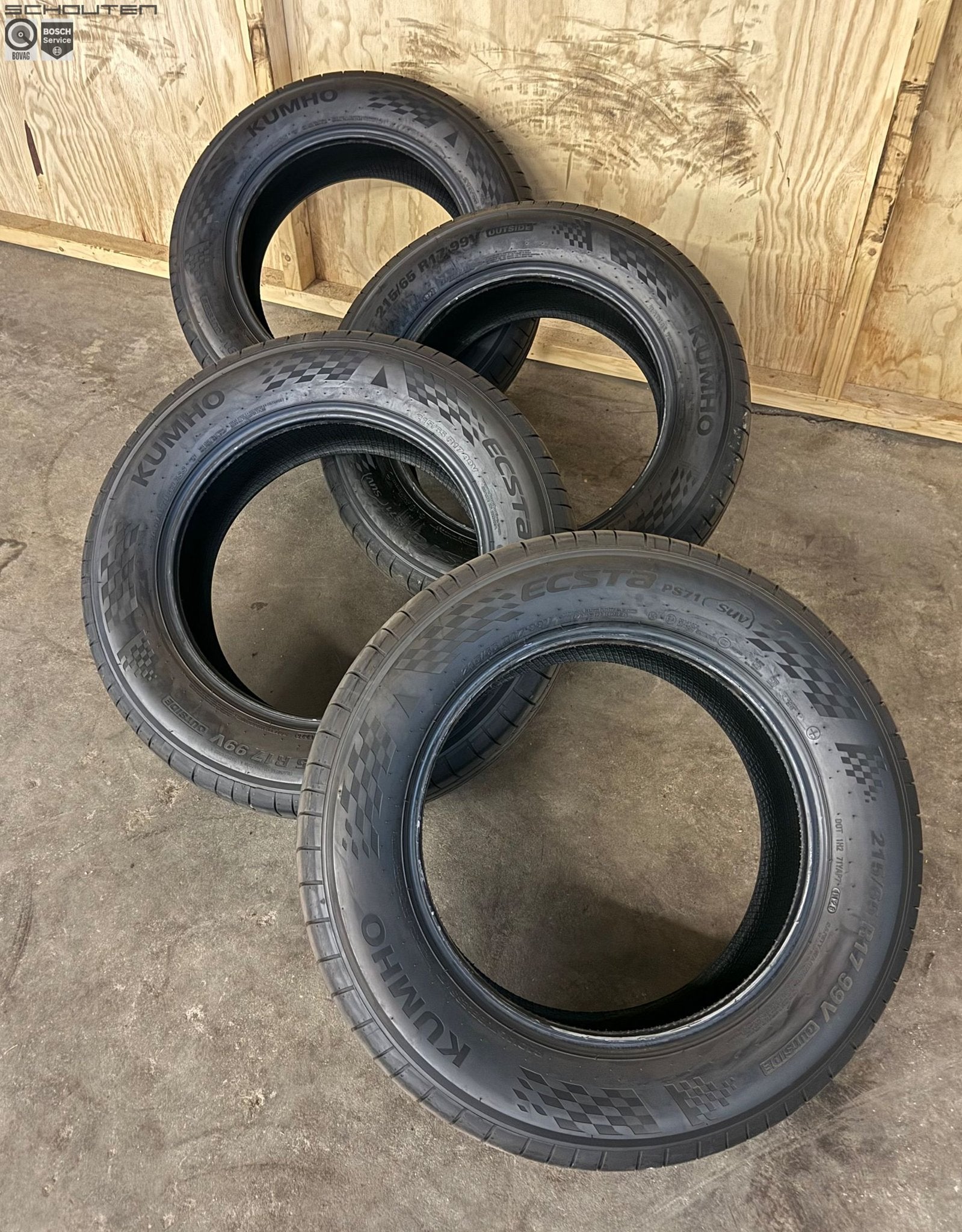 Kumho 215/65/R17 Zomerbanden, Gebruikt, -, -, Ophalen of Verzenden
