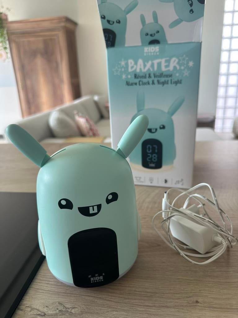 Alarm clock en nachtlampje, Ophalen, Zo goed als nieuw