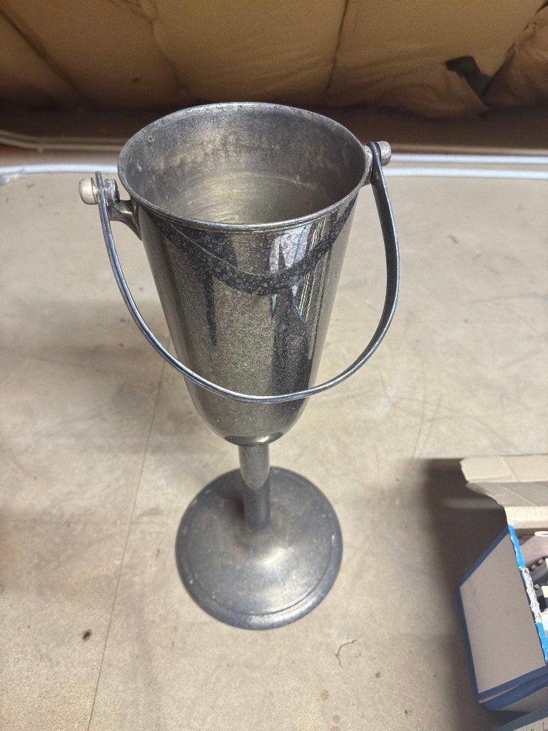 Zeldzame Champagnekoeler op poot, Antiek en Kunst, Ophalen