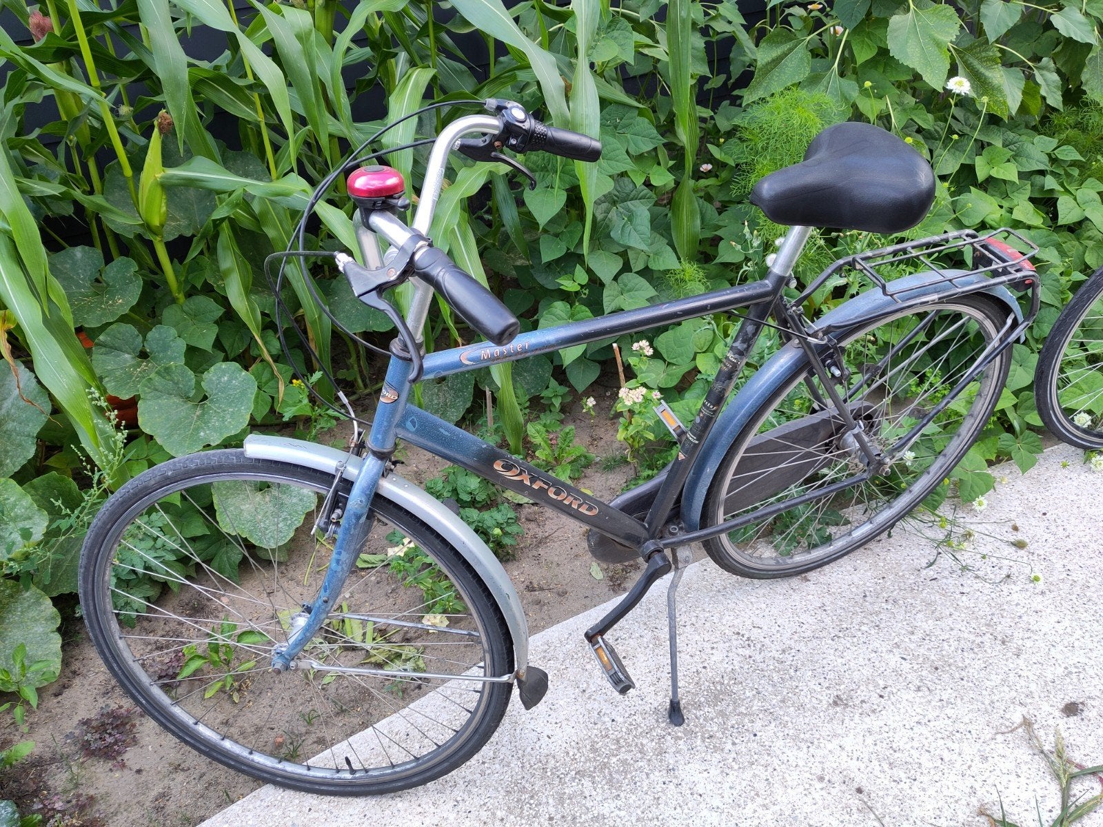 Standaard herenfiets blauw met rode bel, Fietsen en Brommers, Gebruikt, Velgrem, Versnellingen, Ophalen