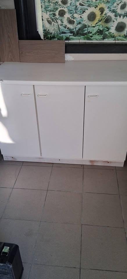 witte kast gratis, Huis en Inrichting, Ophalen, 100 tot 150 cm, Minder dan 100 cm, Overige houtsoorten