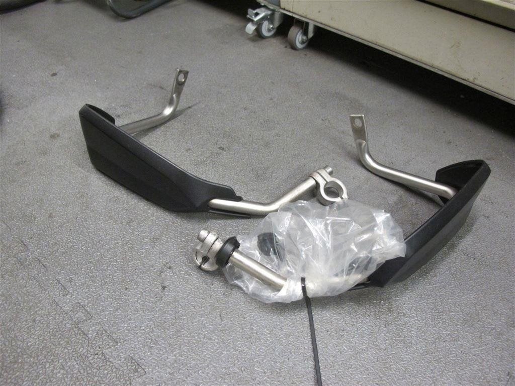 BMW R1200R handkappen cq handbeschermers, Ophalen of Verzenden, Gebruikt