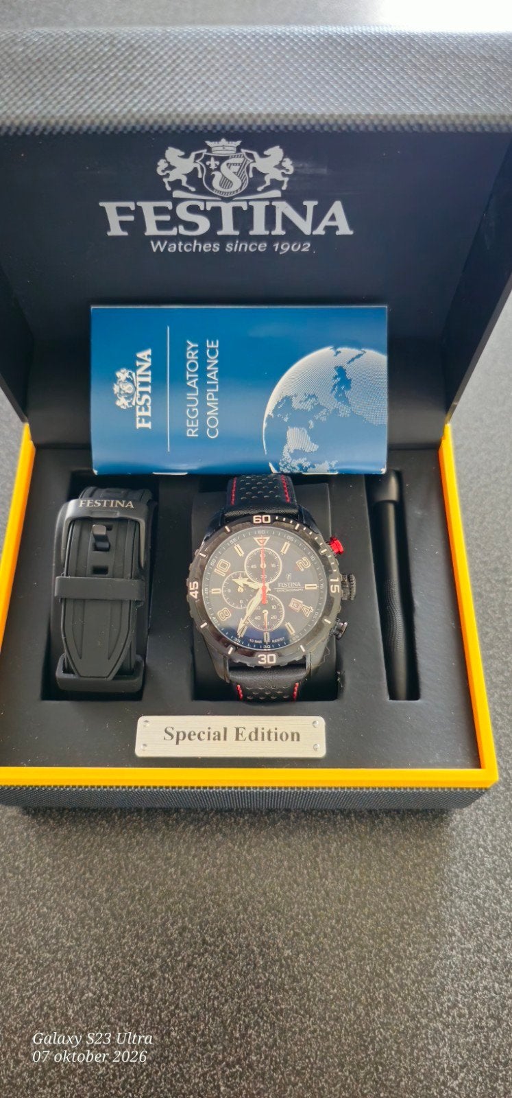 Festina E- Bike Special Edition, Enlèvement, Comme neuf, Montre-bracelet, Autres marques