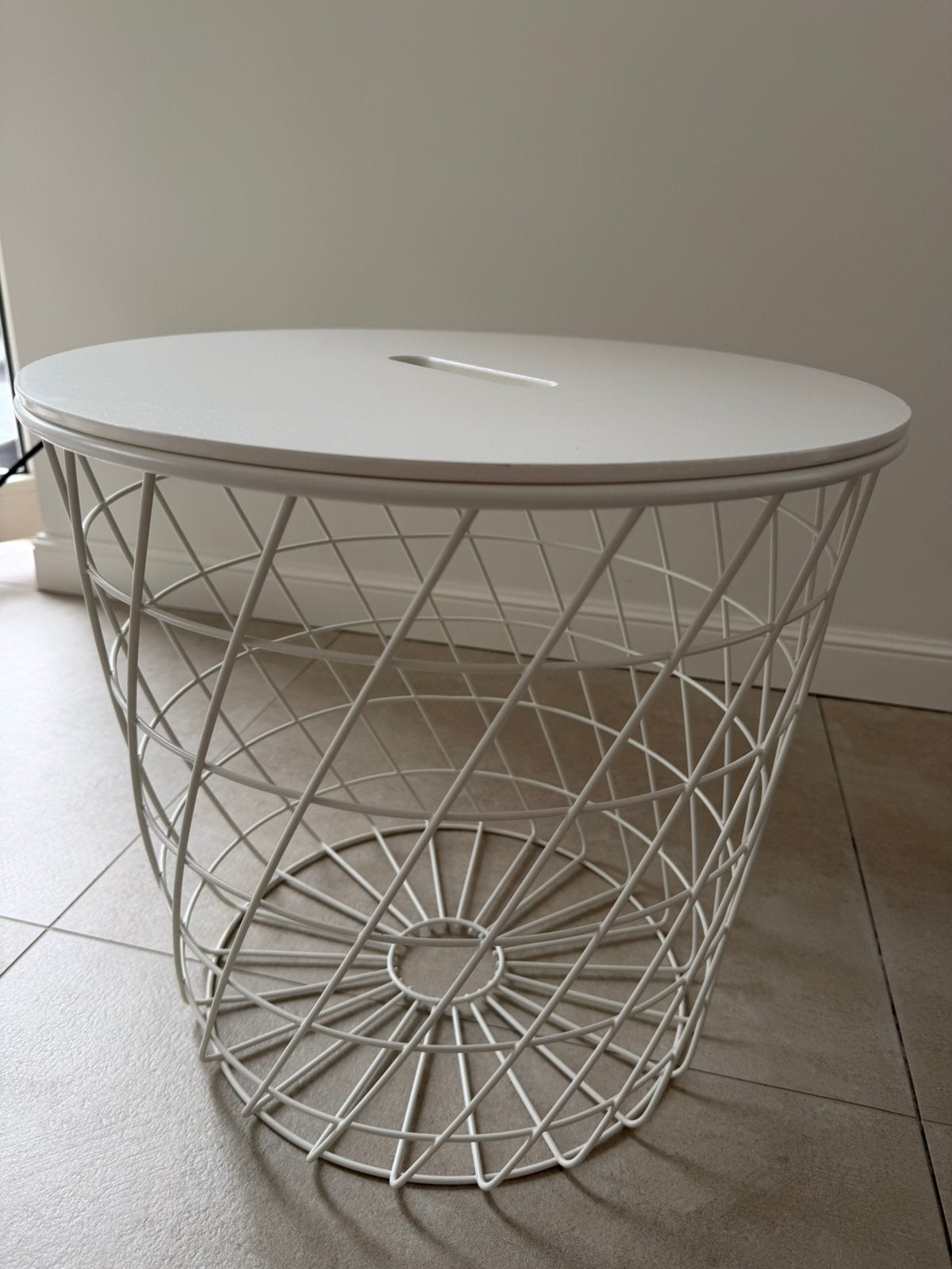 Ikea-tafel, Ophalen, Zo goed als nieuw, Mand