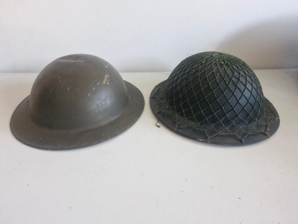 Legerhelm belgische en Britse, Ophalen of Verzenden, Landmacht, Helm of Baret