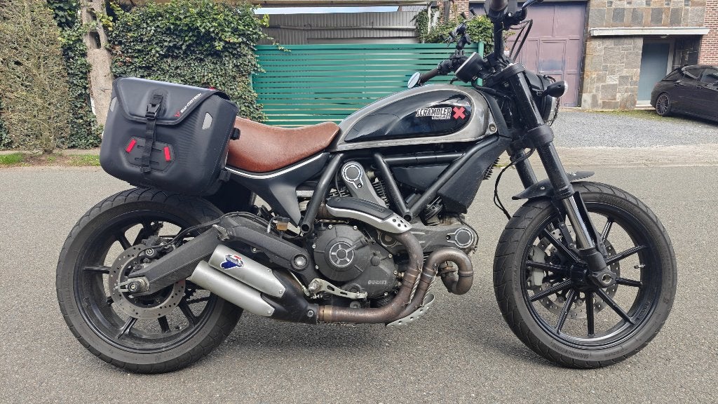 Ducati Scrambler 800cc, 2 cilinders, Motorrijbewijs A, Gebruikt, Particulier