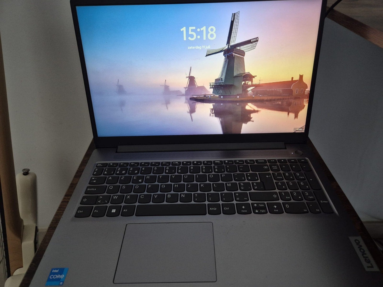 Lenovo 15,6 inch garantie tot 18 Augustus 2027., Computers en Software, Windows Laptops, Ophalen, SSD