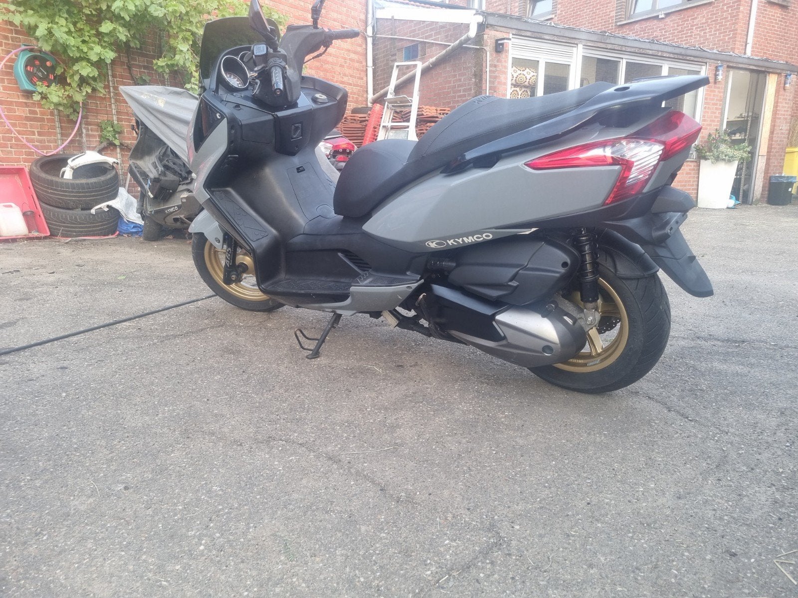 Kymco Dinkstreet/ centre-ville, Vélos & Vélomoteurs, Enlèvement