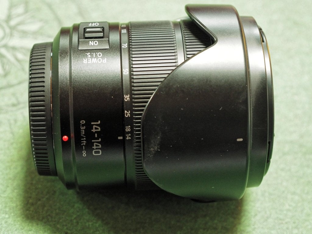 Panasonic Lumix 14-140mm (m43 mft zoom lens), TV, Hi-fi & Vidéo, Panasonic, Enlèvement ou Envoi, Comme neuf, 8 fois ou plus