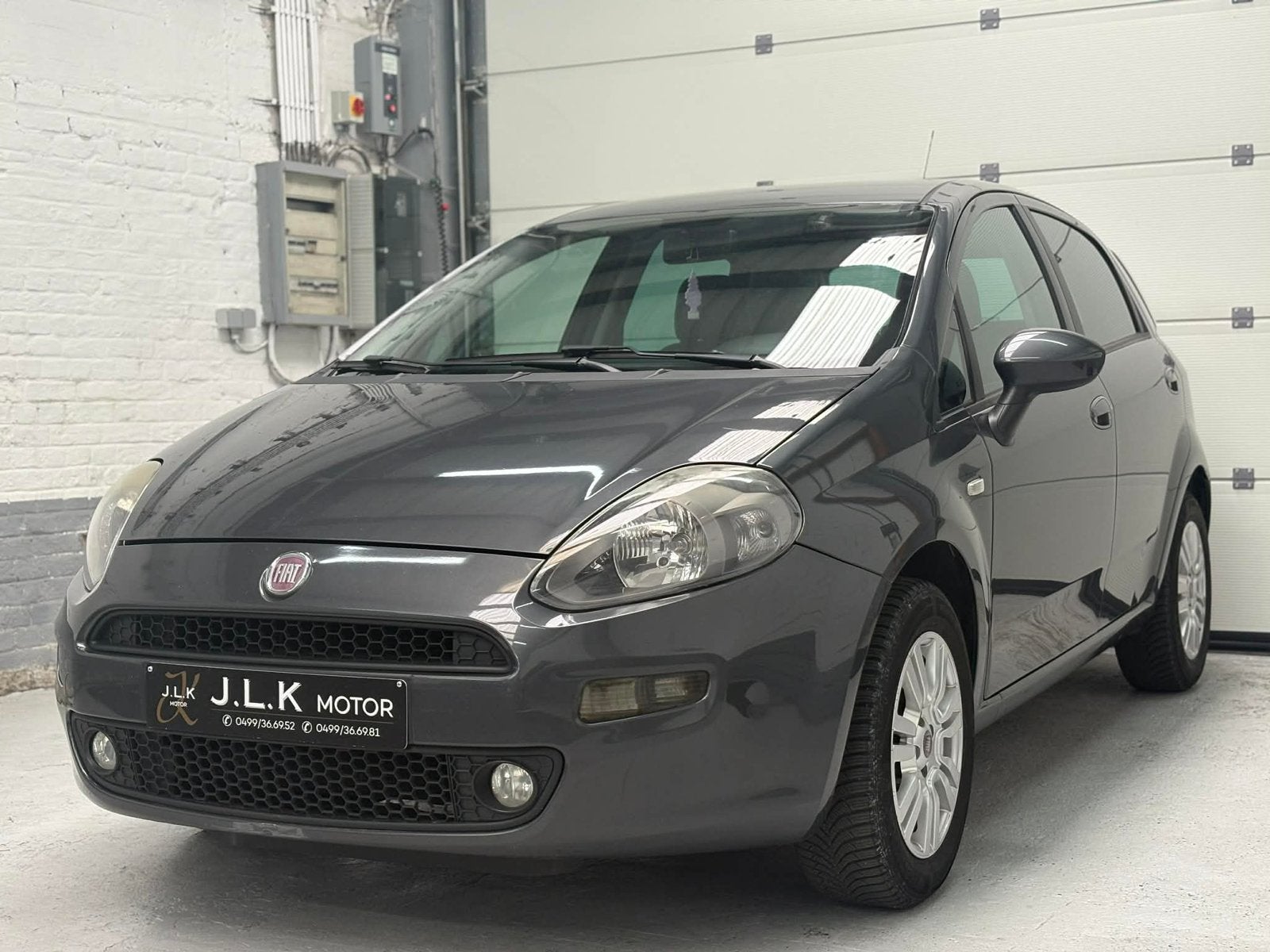 Fiat Punto Evo / 2012 / Essence / Euro 5 / Feuille rose ok, 57 kW, Euro 5, Achat, Entreprise