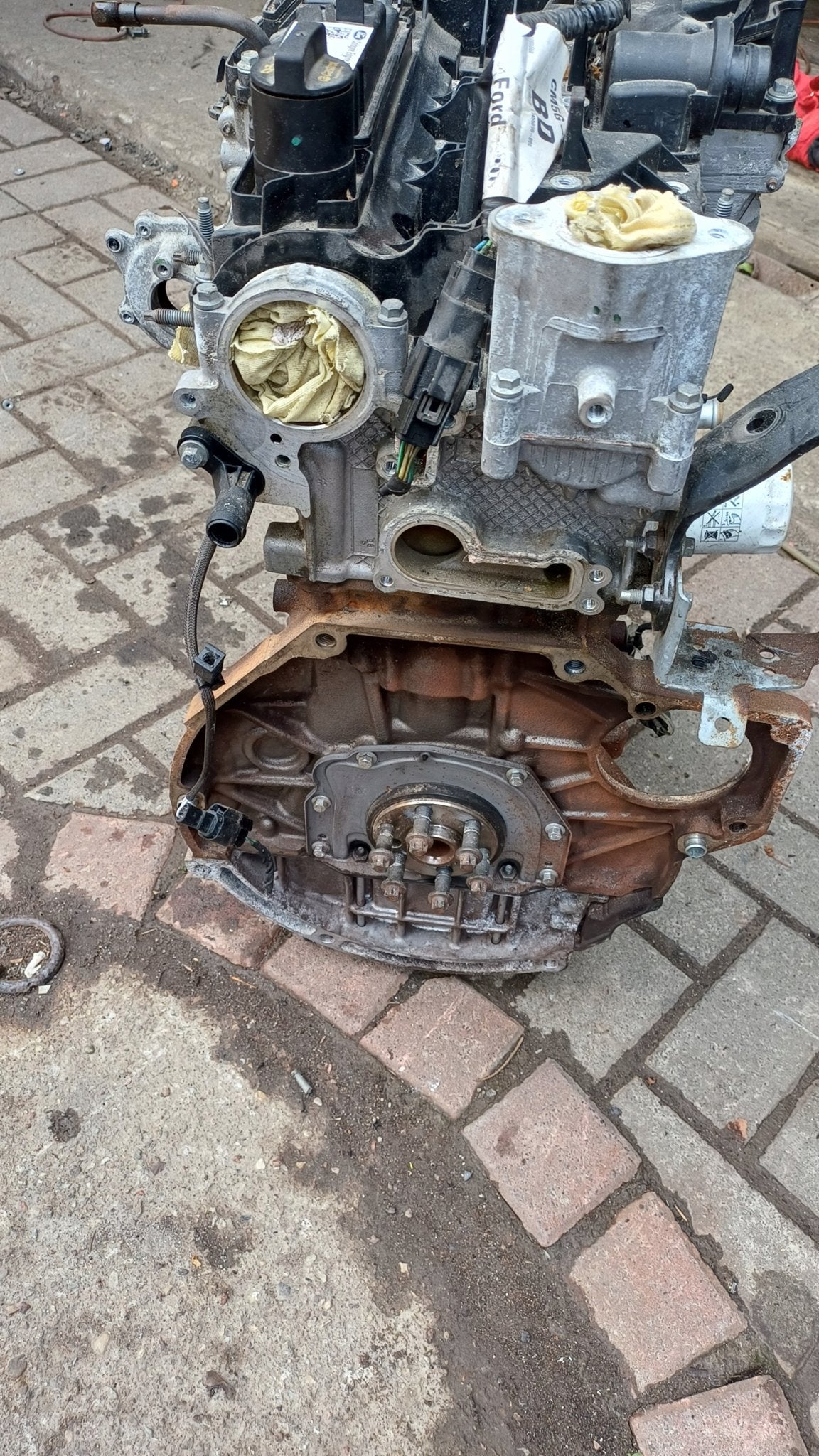 Moteur SFJN Nu FORD FIESTA, Autos : Pièces & Accessoires, Envoi, Utilisé, Skoda