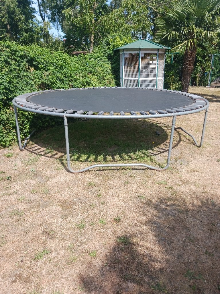 Trampoline, Ophalen, Gebruikt