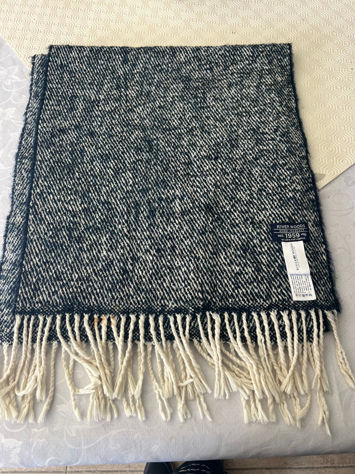 River Woods luxe sjaal – wol, mohair & alpaca, Ophalen, Zo goed als nieuw, Katoen, Zwart