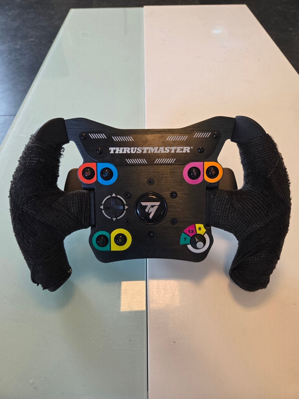 Thrustmaster open wheel + griptape, Consoles de jeu & Jeux vidéo, Consoles de jeu | Sony Consoles | Accessoires, Sans fil, PlayStation 5