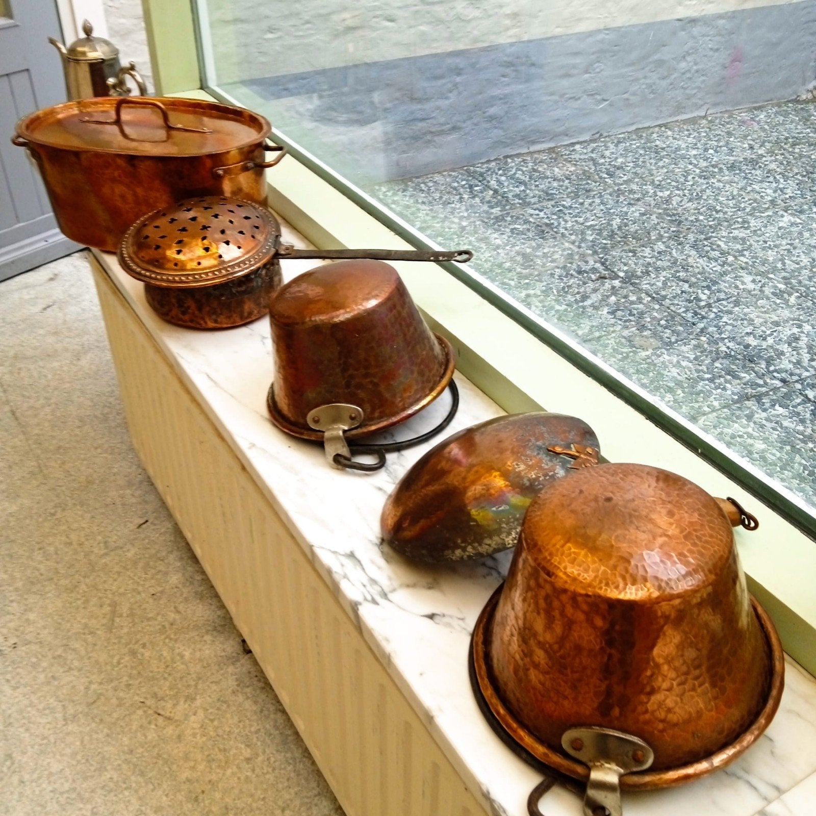 Pots anciens en cuivre, Enlèvement, Cuivre