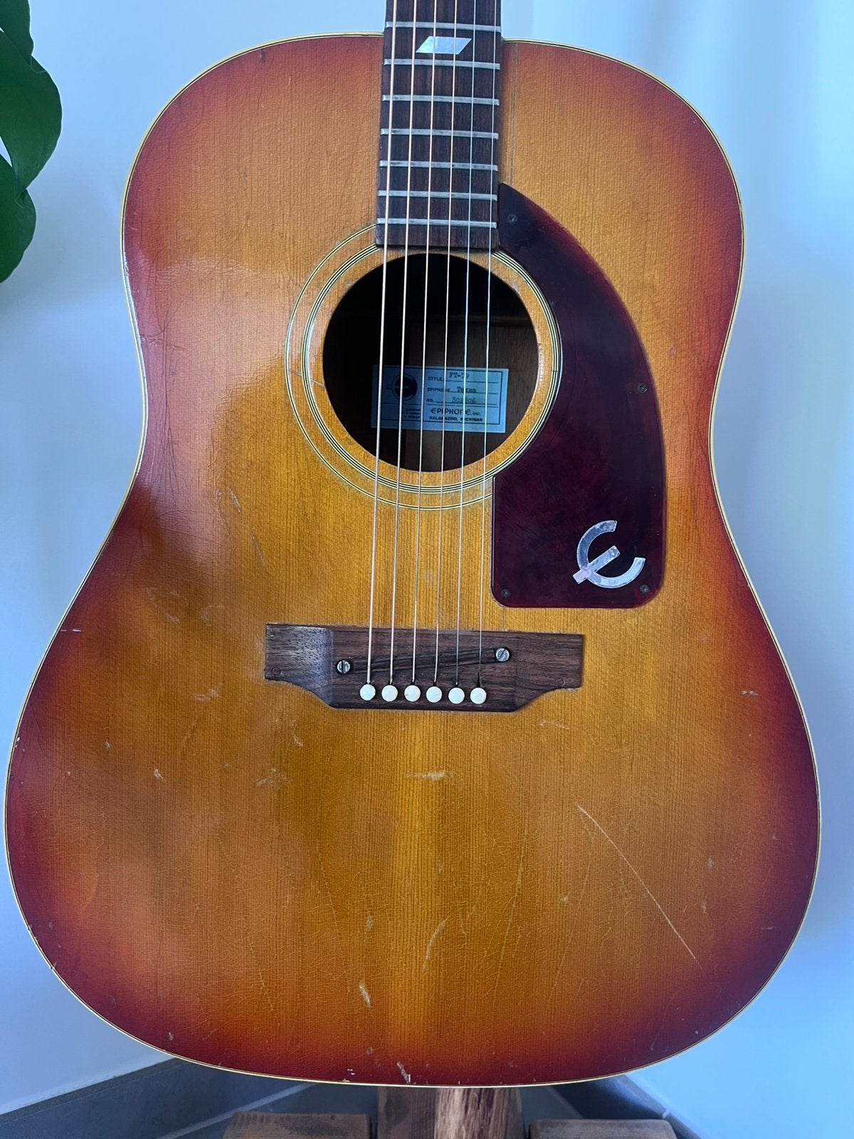 1969 Epiphone FT-79 Texan, Muziek en Instrumenten, Ophalen, Gebruikt, Western- of Steelstringgitaar, Met koffer