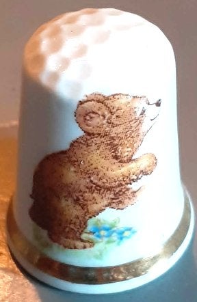 dés a coudre de collectin serie ourson (6), Enlèvement ou Envoi, Comme neuf, Porcelaine