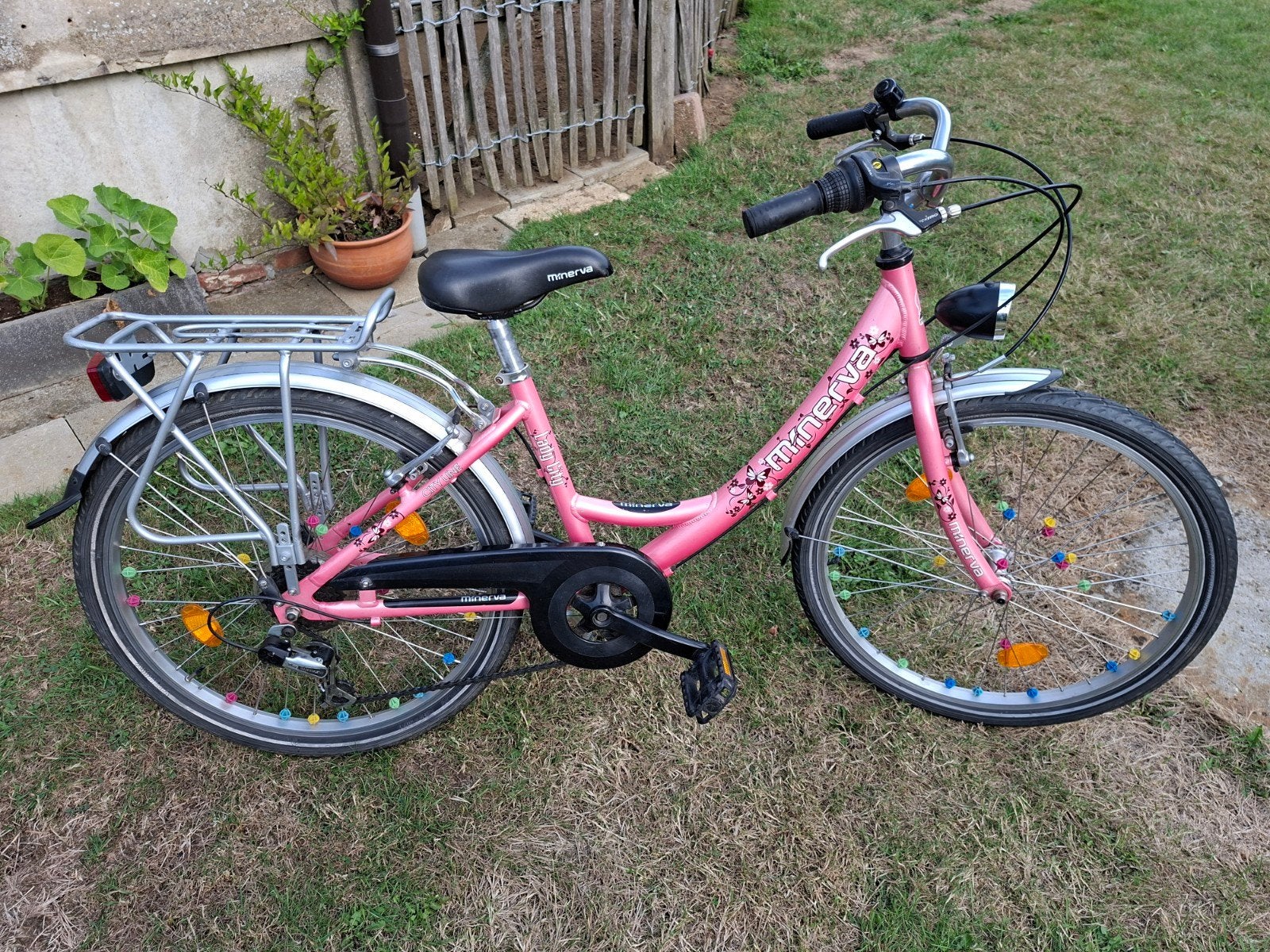 meisjesfiets Minerva 24 inch, Ophalen, Velgrem, Versnellingen, Minerva