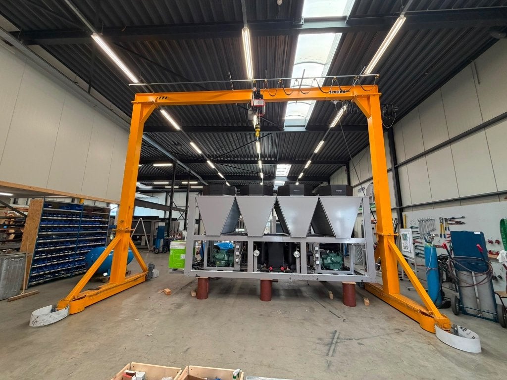 Portaalkraan 7.350 mm / 3,2 ton / 2018 / Konecranes / izgst, Doe-het-zelf en Bouw, Ophalen, Gebruikt, Elektrisch